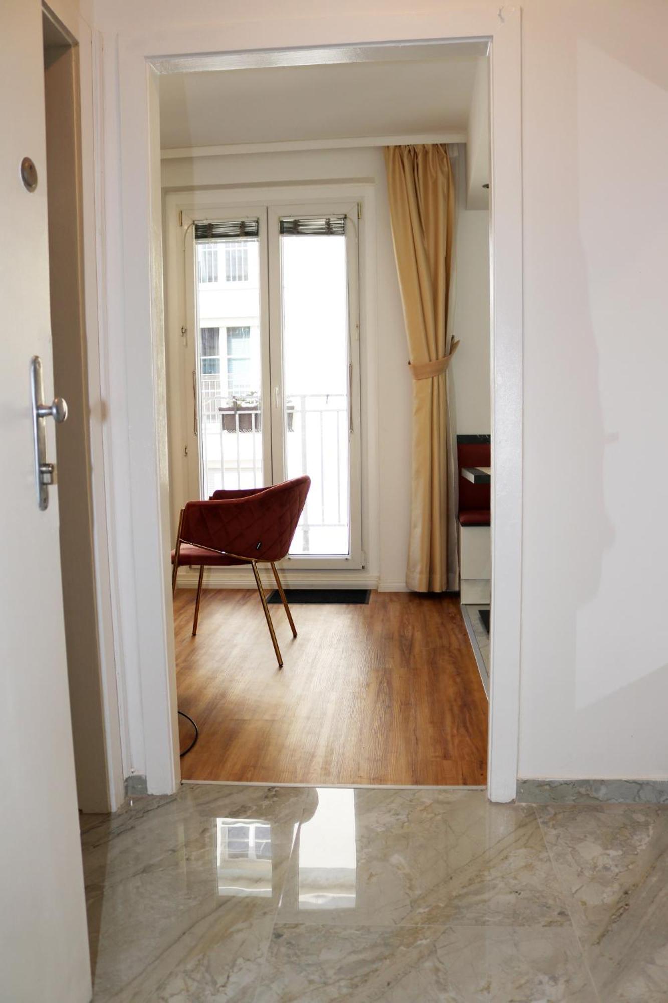 New Terrace And Open Kitchen * Wien